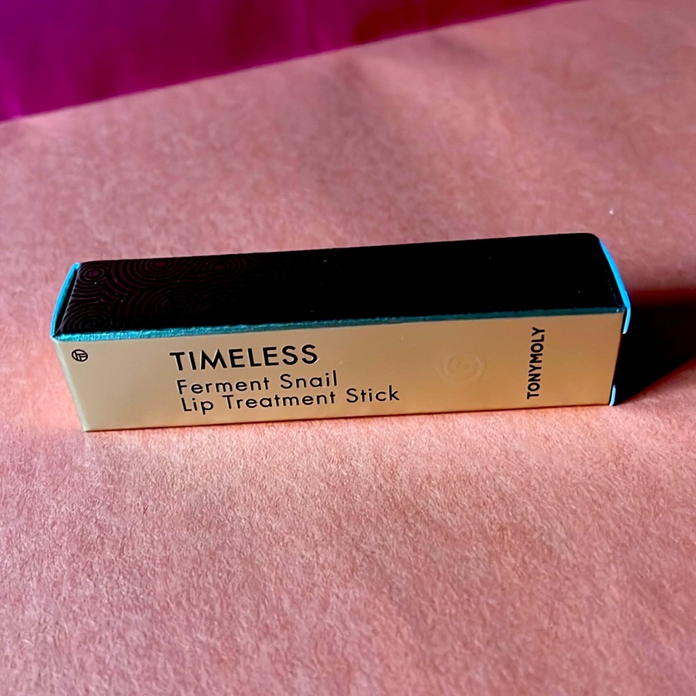 Toly Moly SPF13 Snail Lip Treatment Stick